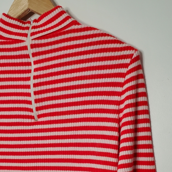 Where's Waldo Vintage Classic Red and White Striped Longsleeve Ribbed Turtleneck - Picture 2 of 13